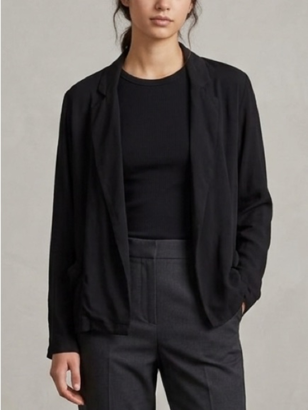 Bershka Light Open Blazer in Black